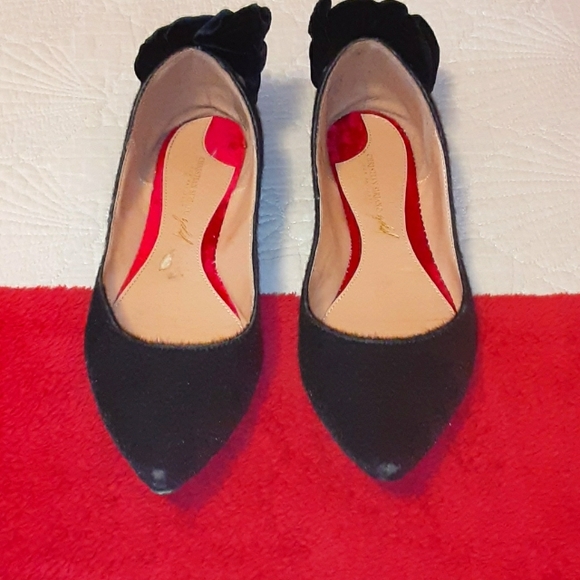 Christian Siriano Shoes - Cristian siriano preloved ballerina velvet accent